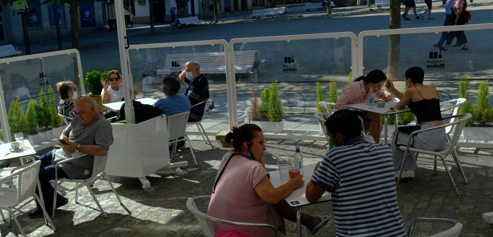 El paro cae en julio un 4,53% pese a seguir alejado de las cifras de 2019