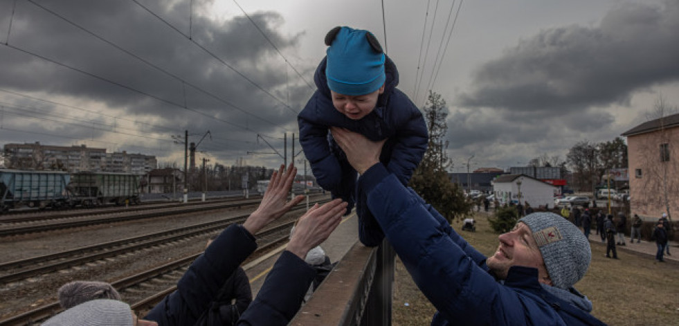 Unos 800.000 niños han abandonado Ucrania, muchos sin sus familias