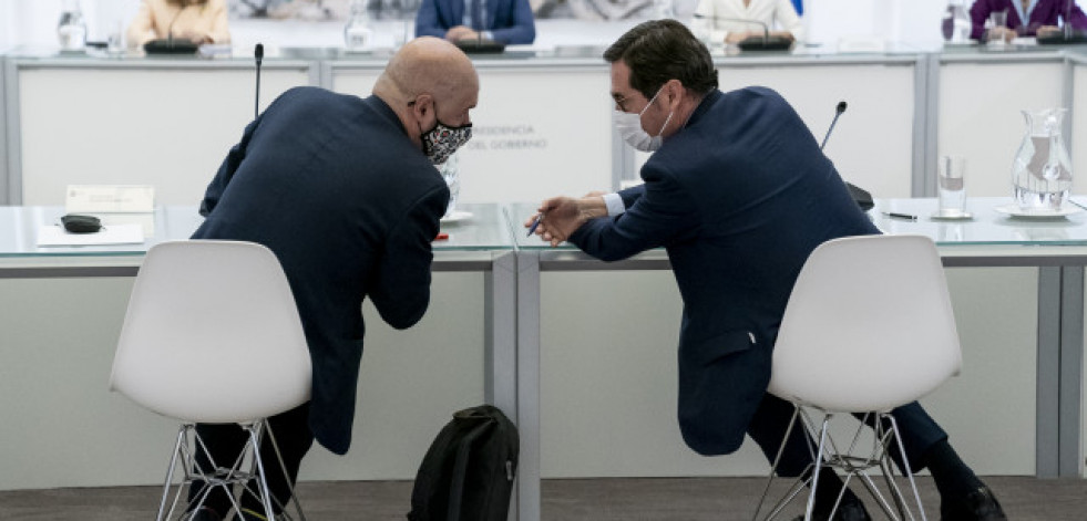 CCOO y UGT rechazan un pacto de rentas que solo hable de salarios