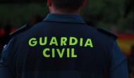 La Guardia Civil impide que un vecino de Melide apuñale a un familiar