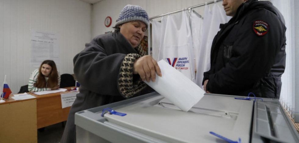 Rusia aparenta normalidad en la segunda jornada de las elecciones