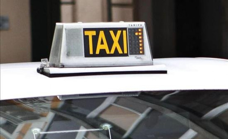 La Xunta autoriza las 29 licencias de taxi que pedía el Ayuntamiento de Santiago