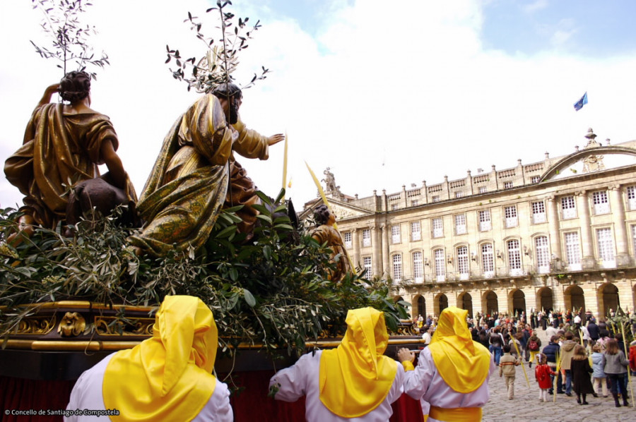 Así comienza la Semana Santa en Santiago