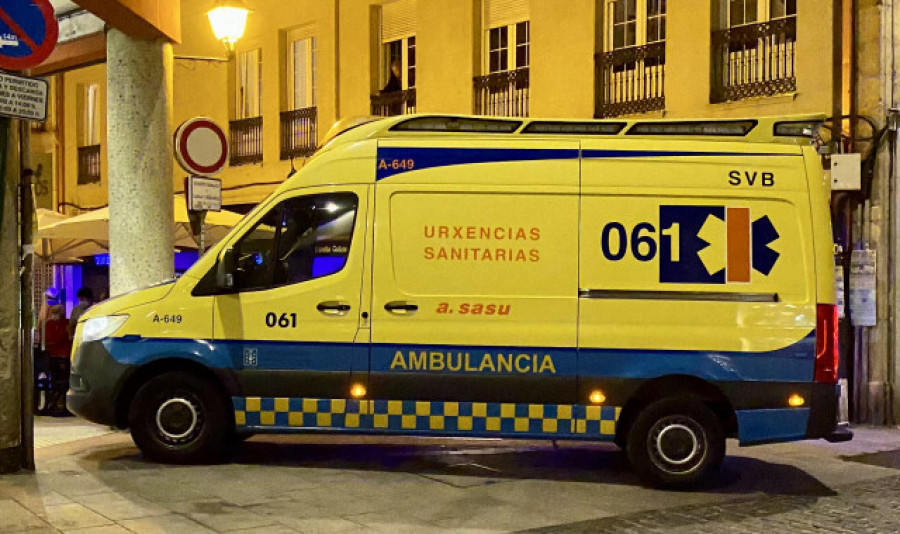 Muere un hombre tras salirse de la vía y volcar con su vehículo en Santa Comba