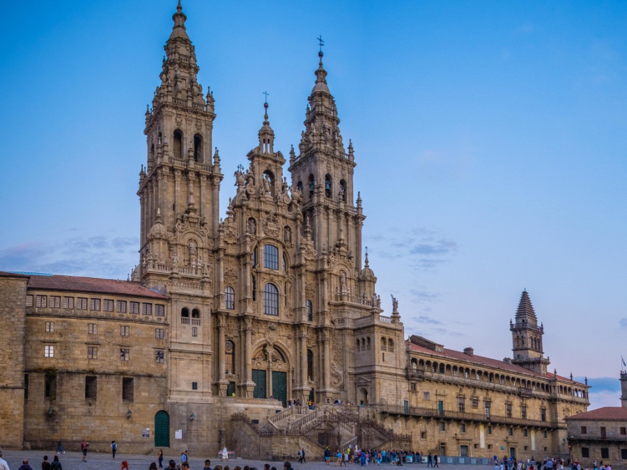 Firmado el convenio para controlar los flujos de visitantes a la Catedral de Santiago