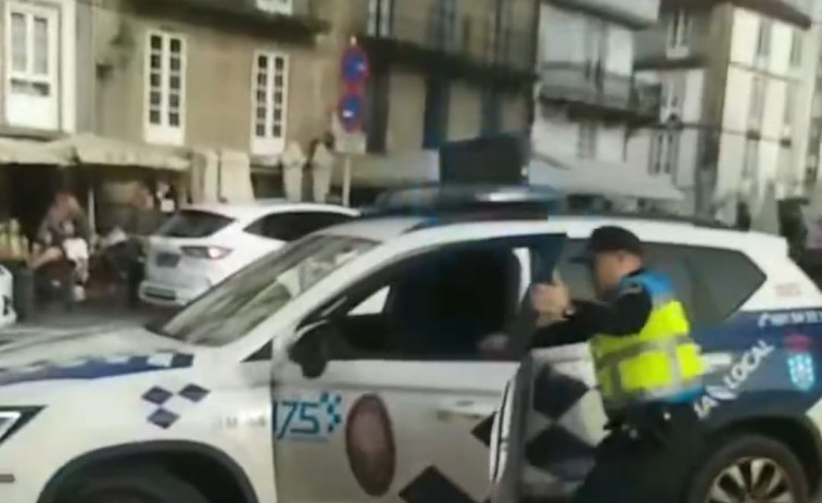 Un policía, una mujer y un niño heridos en la impactante persecución policial de Santiago de Compostela