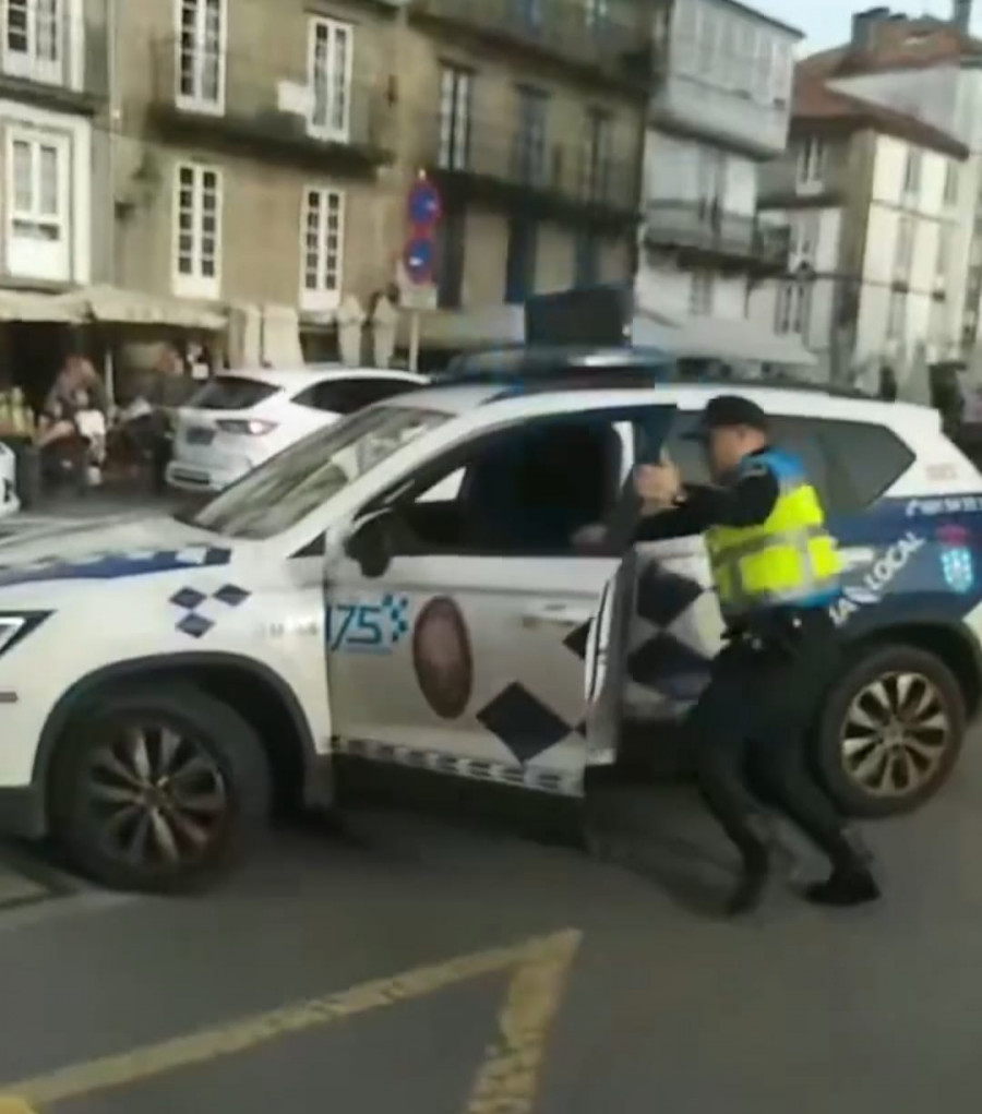 Un policía, una mujer y un niño heridos en la impactante persecución policial de Santiago de Compostela