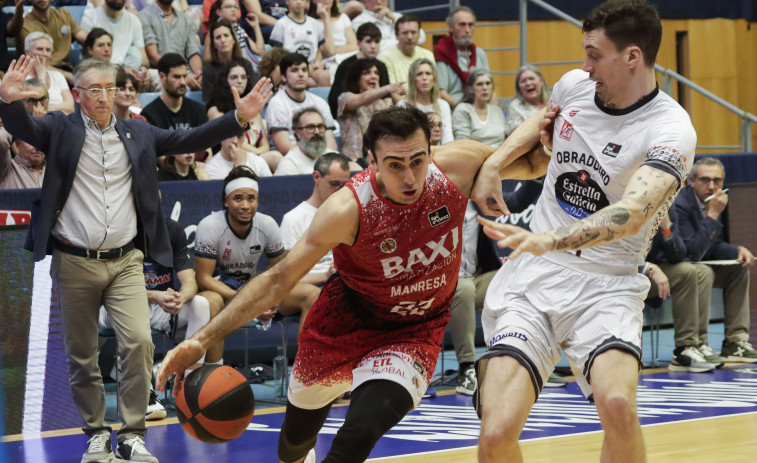 El Obradoiro cae en casa frente al Baxi Manresa