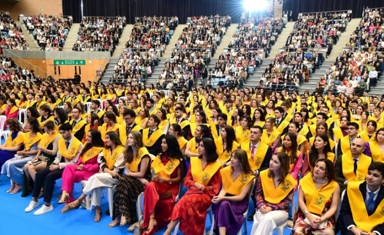 Medicina USC celebra su acto de graduación