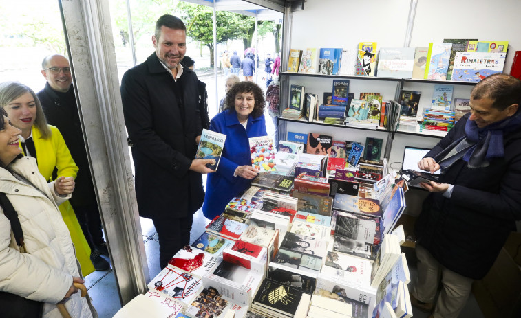 Santiago, segunda parada de la feria del libro que recorrerá toda Galicia