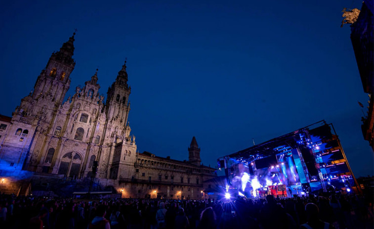 Patrimonio Cultural de la Xunta abre expediente por la actuación de la orquesta Panorama en el Obradoiro