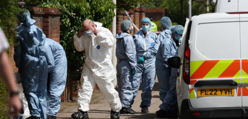 Un niño de 14 años muere tras ser atacado con una espada en Londres