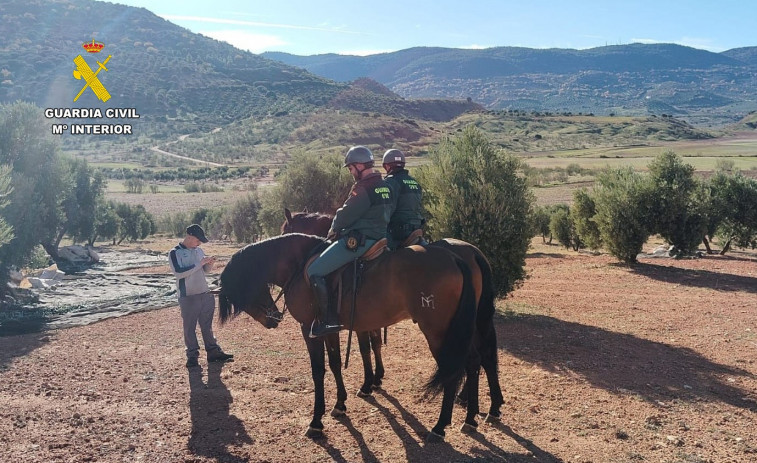 Guardias Civiles a caballo vigilarán el Camino de Santiago