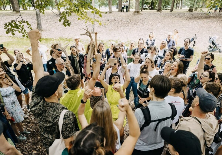 Compostela celebra a arte e a emoción da man do festival cultural Escenas do Cambio