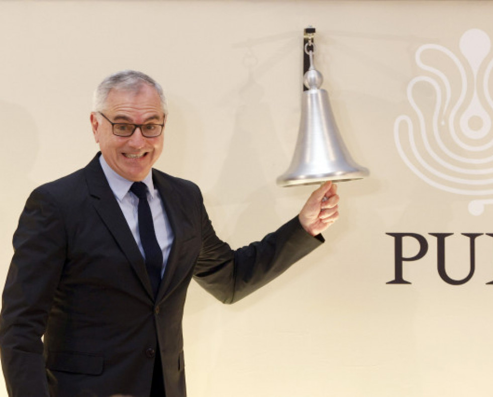 ElpresidentedelamultinacionaldefraganciasymodaPuigMarcPuigduranteeltradicionaltoquedecampanaenlaBols