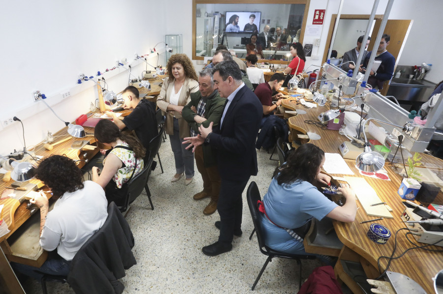 La Escola Mestre Mateo de Santiago contará con una nueva promoción dual de Joyería y Complementos