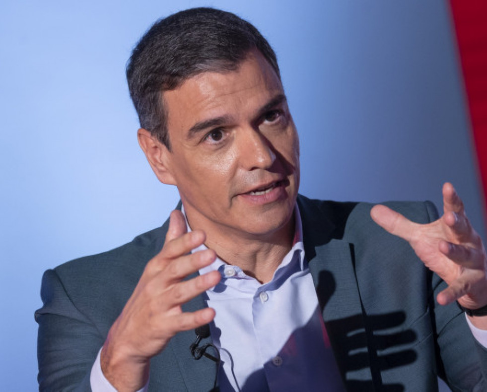 EuropaPress 5288785 presidente gobierno secretario general psoe pedro sanchez acto precampana ferraz