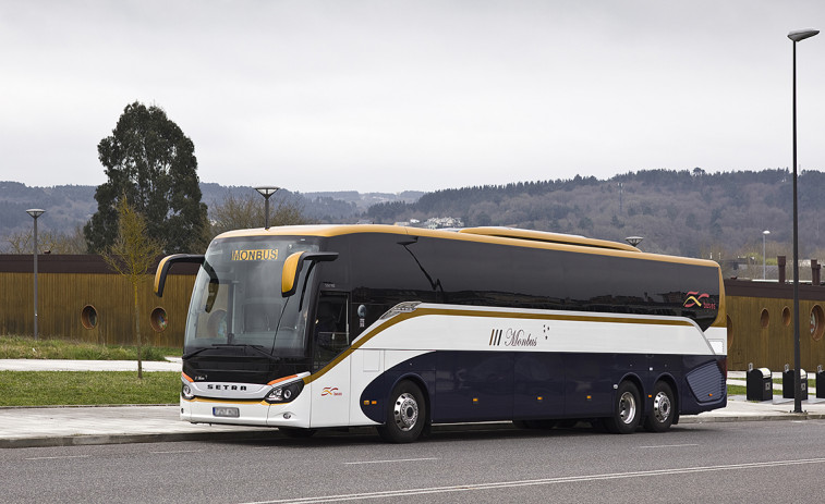 El autobús entre O Barbanza y los hospitales de Santiago incorpora una parada en el Psiquiátrico de Conxo