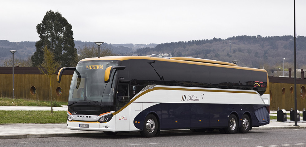 El autobús entre O Barbanza y los hospitales de Santiago incorpora una parada en el Psiquiátrico de Conxo