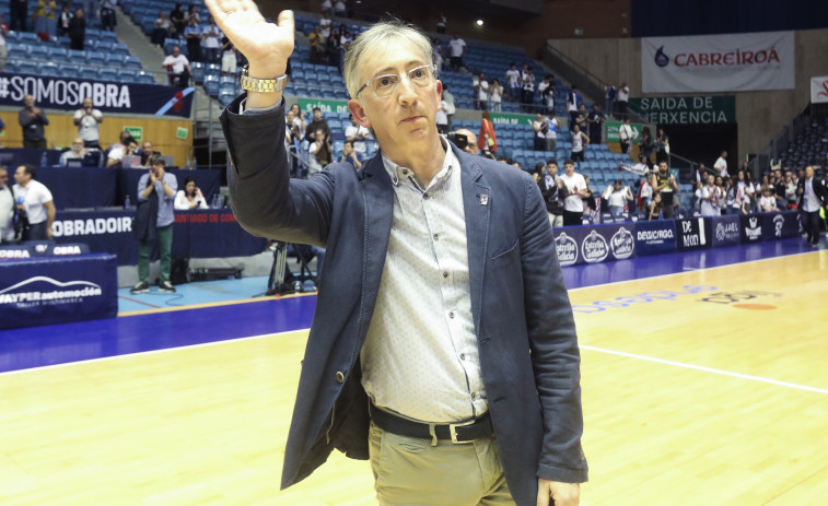 La incógnita del futuro de Moncho Fernández en el Obradoiro