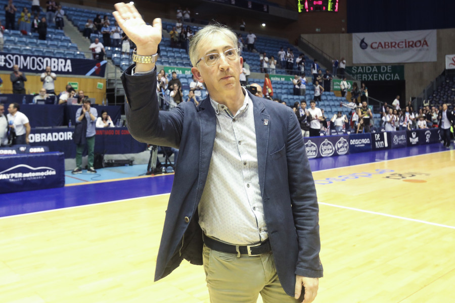 La incógnita del futuro de Moncho Fernández en el Obradoiro