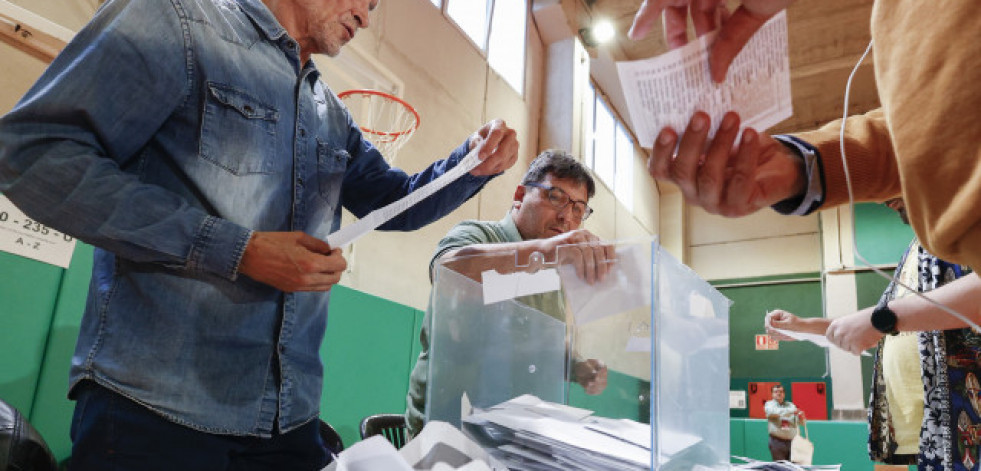 Junts pide repetir el voto exterior del 12M por 