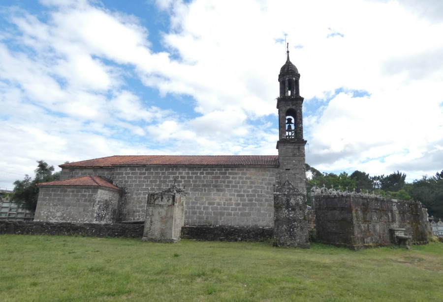 La Xunta licita las obras para restaurar el retablo barroco de la iglesia de San Xián de Laíño en Dodro