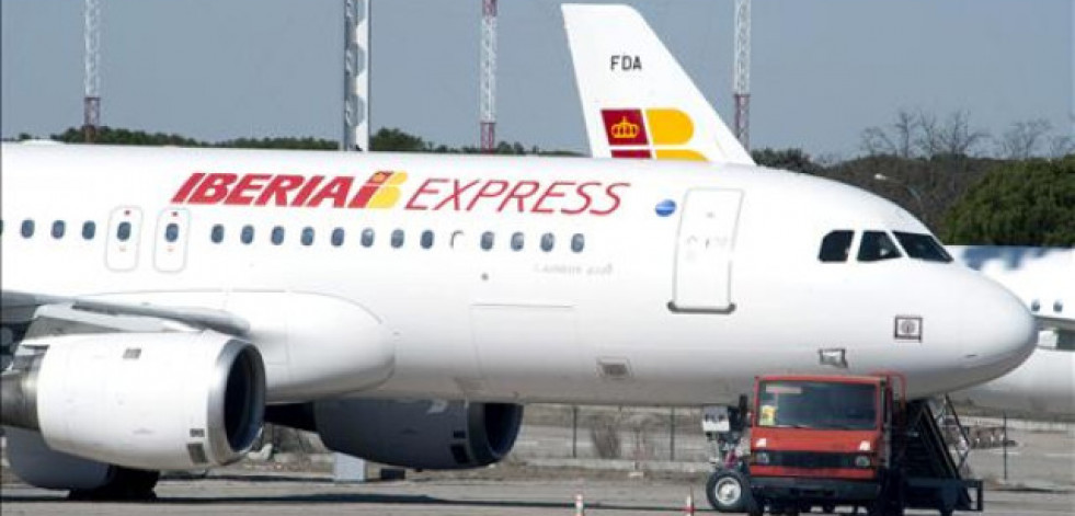 Iberia Express volverá a conectar Vigo con Tenerife este verano
