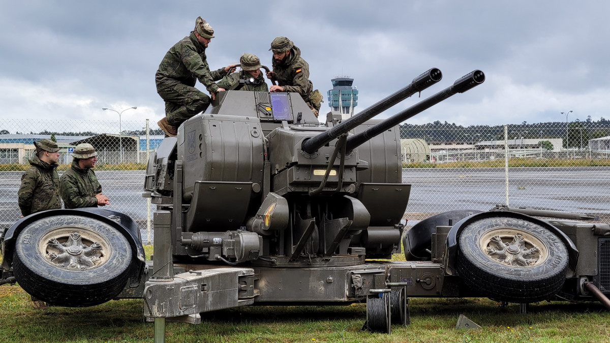 Aerodromo Militar de Santiago (8)@Eladio González Lois