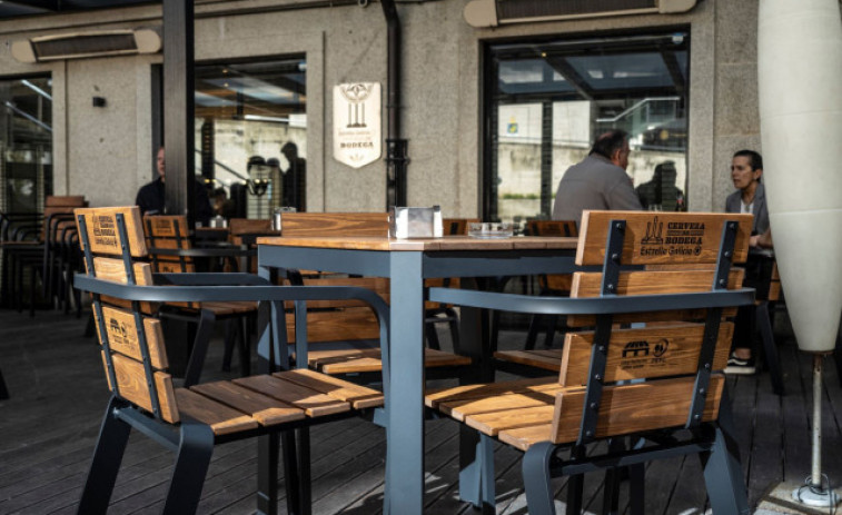 Hijos de Rivera desarrolla un mobiliario de terraza pionero en el sector cervecero español