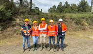 Una delegación de empresarios de la comarca de Arzúa visita la mina de Touro