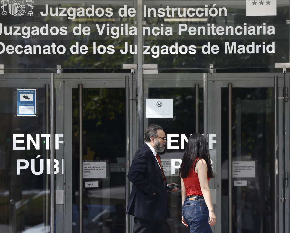 MADRID, 15/07/2024.- El diputado VOX por Alicante José María Sánchez a su llegada a los juzgados de plaza de Castilla, donde este lunes el juez que investiga a Begoña Gómez, mujer del presidente 