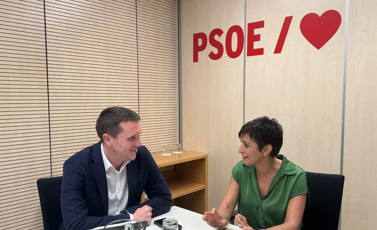 EL PSOE de Santiago busca en Ferraz respaldo a sus decisiones sobre vivienda