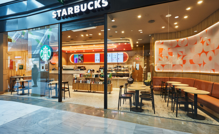 Starbucks estrena su primer establecimiento en la ciudad de Santiago de Compostela