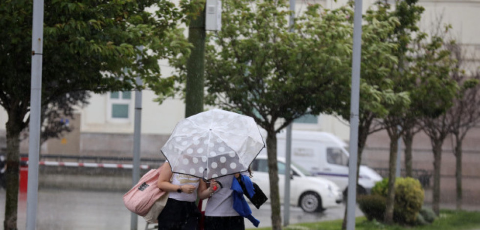 Alerta amarilla por fuertes lluvias en Galicia este domingo