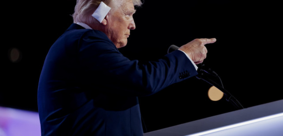 Donald  Trump duda que su  rival demócrata Kamala Harris sea negra