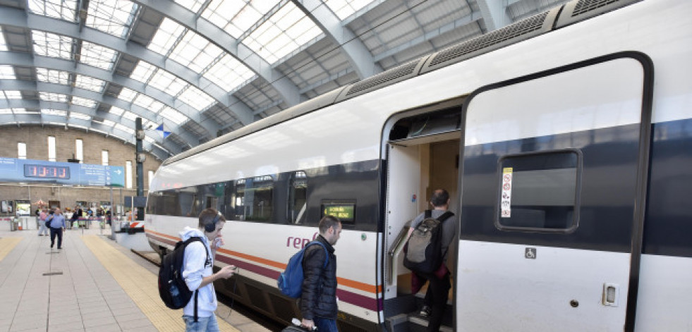 Renfe pone a la venta los billetes para viajar con los descuentos del Verano Joven