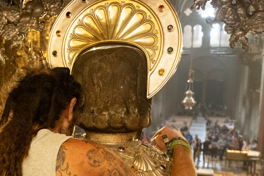 La Catedral de Santiago habilita la Puerta de Abades para el rito del Abrazo al Apóstol