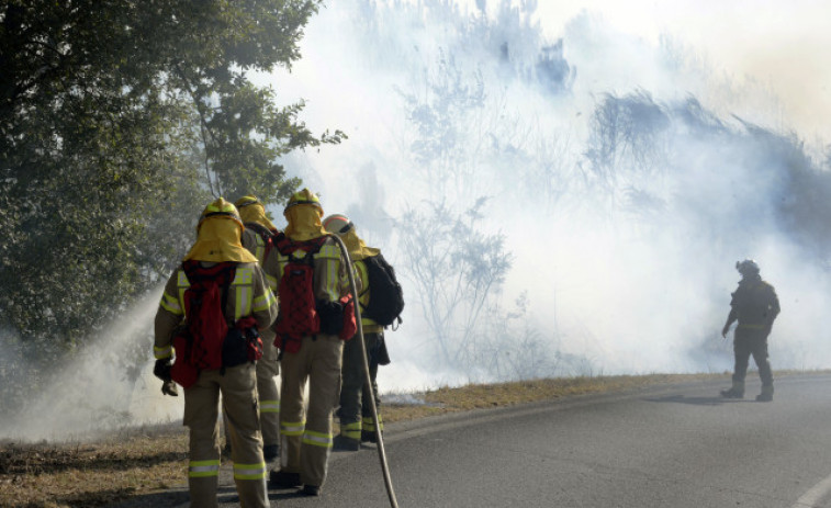 Detenido un menor como presunto autor de varios incendios en Santiago