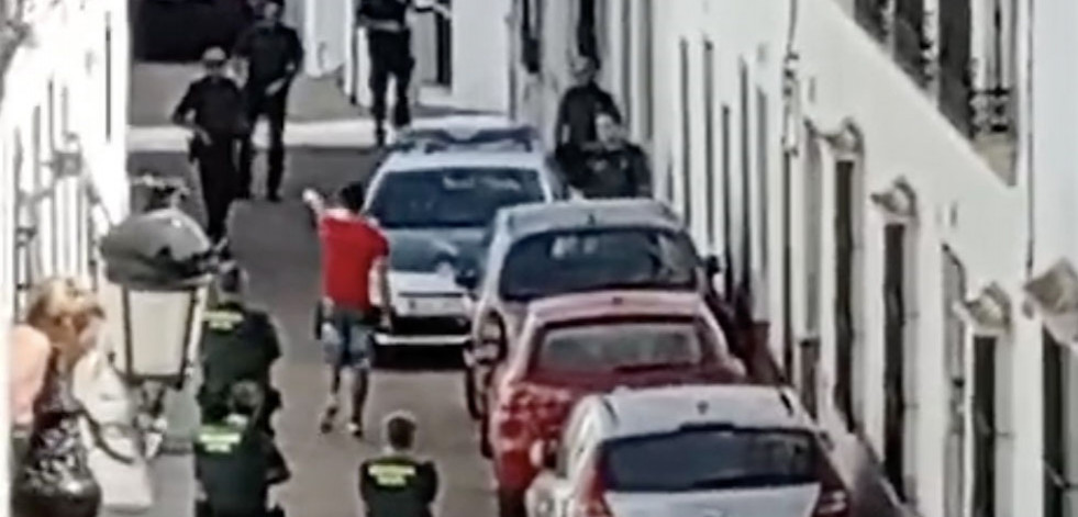 Detenido el varón atrincherado con sus padres tras amenazar a la Guardia Civil