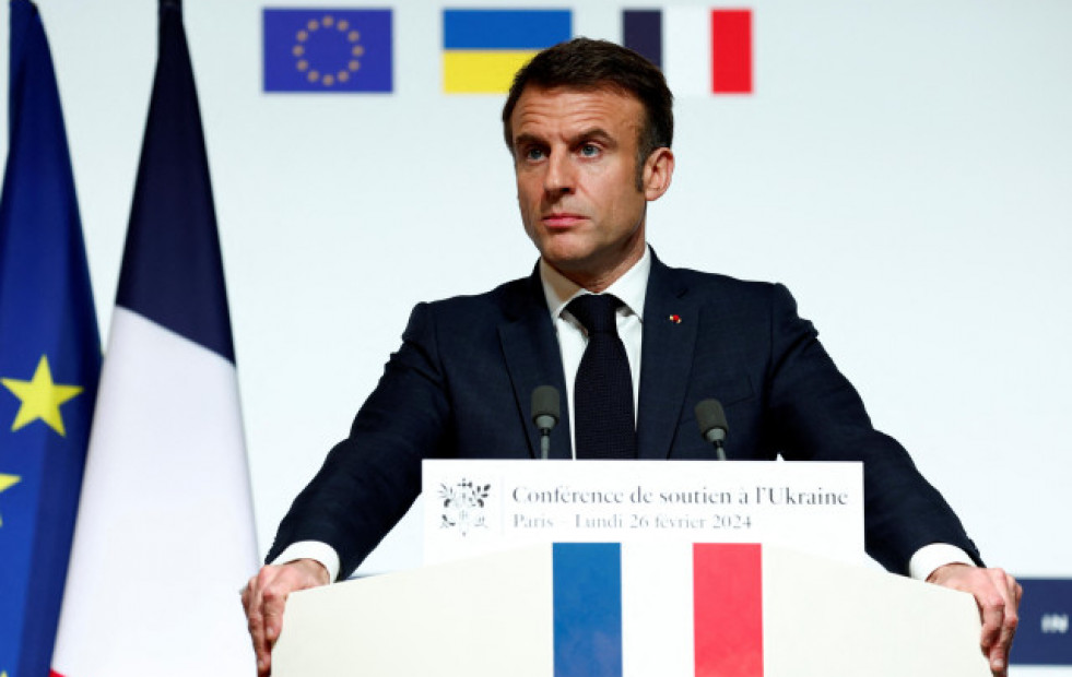 Los vetos a los dos grandes candidatos a primer ministro complican la decisión de Macron