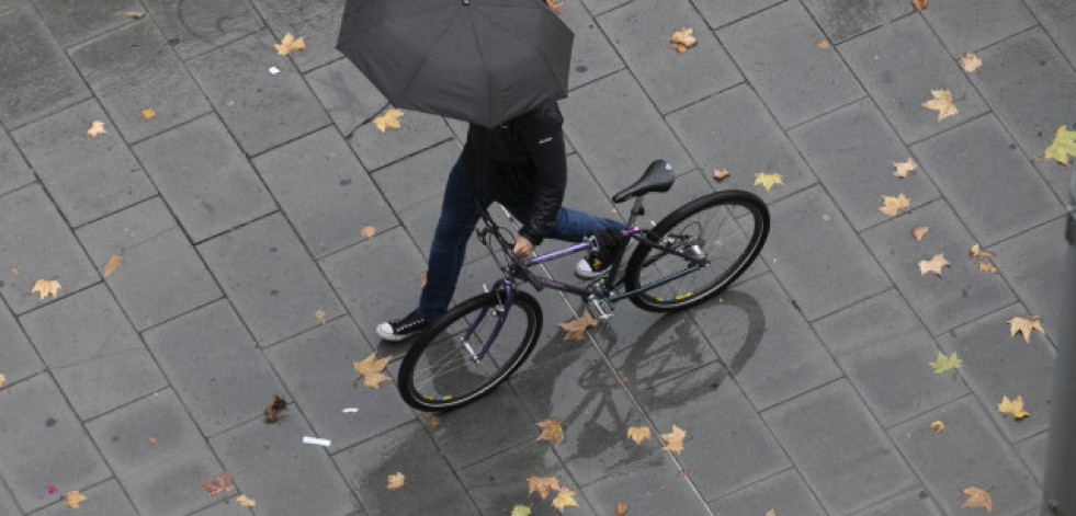Una dana que se agravará el lunes dejará  lluvias fuertes en el norte