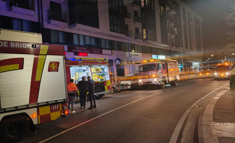 Un incendio afecta a una lavandería en O Milladoiro