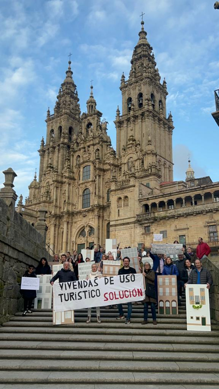 Esta es la dura respuesta de los propietarios de viviendas de uso turístico al Ayuntamiento de Santiago