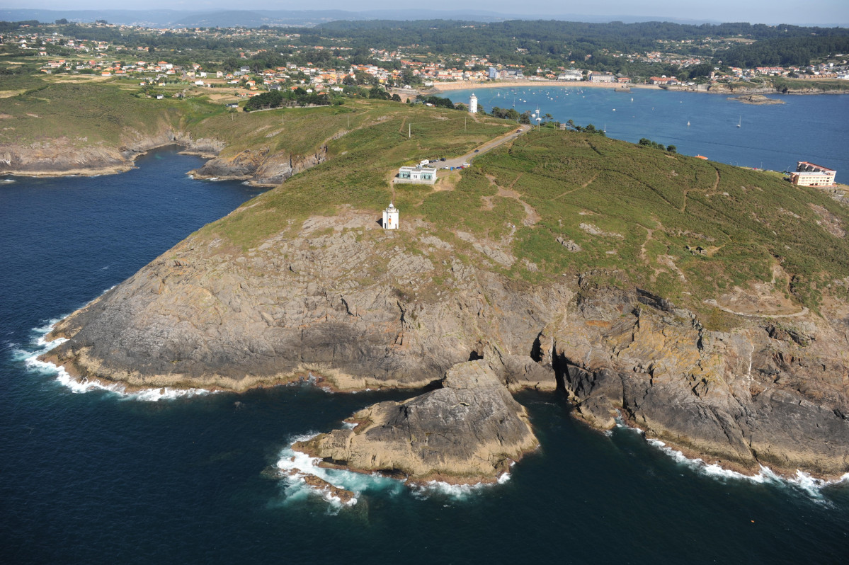 Faro de Mera