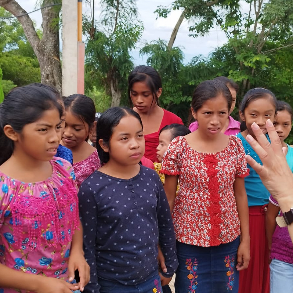 Reportaje | El colegio compostelano que educa en América