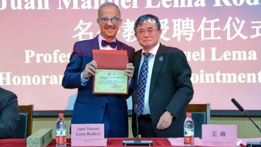 El profesor de la USC que conquista China