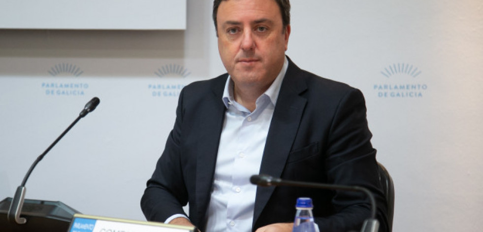 Santiago reprueba a González Formoso por apoyar Medicina en A Coruña