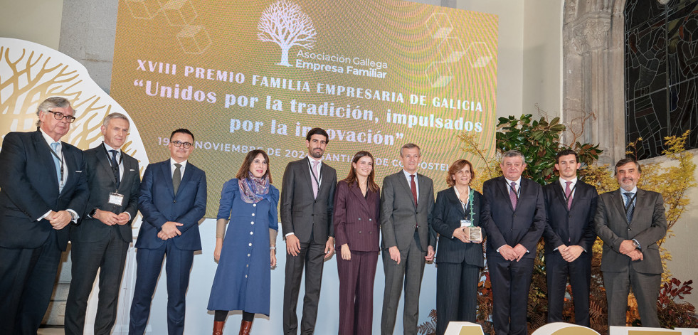 Las fotos de la entrega del premio de la Asociación de la Familia Empresaria a Hierros Añón