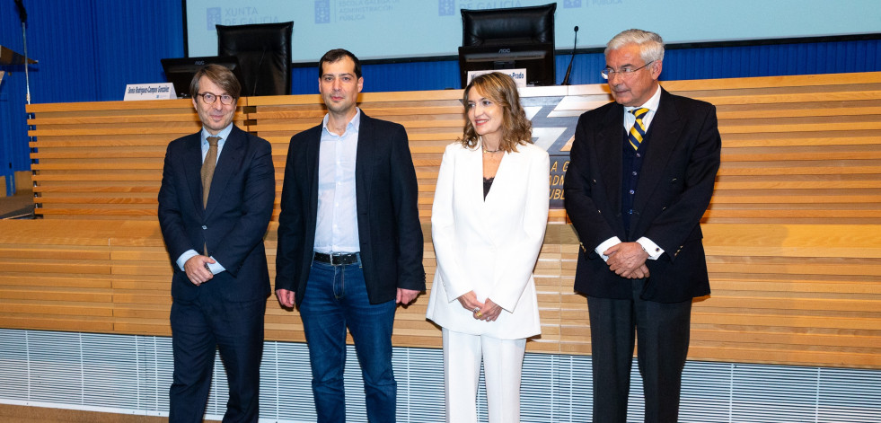 Diego Sande, profesor de Economía Aplicada en la USC, recibe el XXVI Premio Manuel Colmeiro de la Xunta